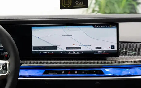 BMW 7 серия, 2025 год, 21 000 000 рублей, 35 фотография