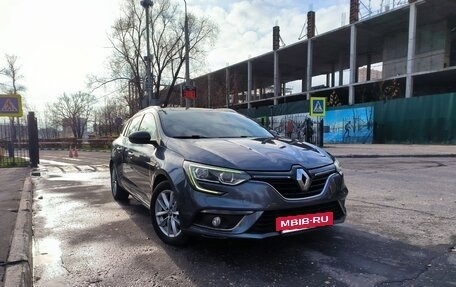Renault Megane IV, 2017 год, 1 350 000 рублей, 13 фотография