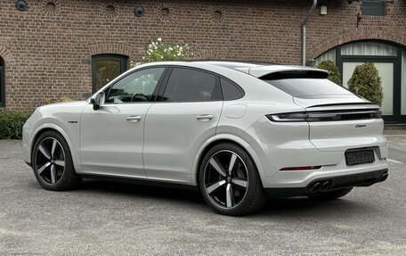 Porsche Cayenne III, 2024 год, 17 230 000 рублей, 7 фотография