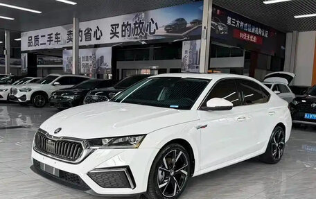 Skoda Octavia IV, 2022 год, 2 200 100 рублей, 1 фотография