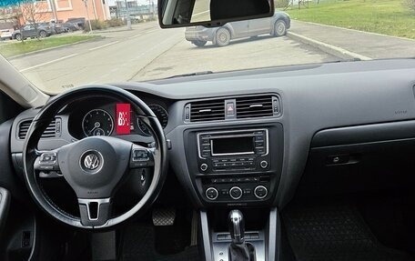 Volkswagen Jetta VI, 2014 год, 1 200 000 рублей, 9 фотография