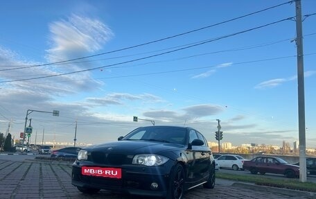 BMW 1 серия, 2006 год, 490 000 рублей, 10 фотография