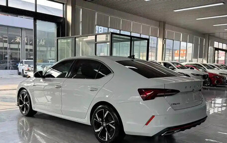 Skoda Octavia IV, 2022 год, 2 200 100 рублей, 4 фотография