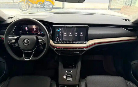 Skoda Octavia IV, 2022 год, 2 200 100 рублей, 8 фотография