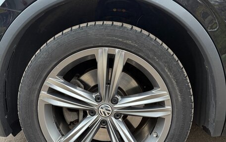 Volkswagen Tiguan II, 2017 год, 3 500 000 рублей, 18 фотография