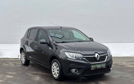 Renault Sandero II рестайлинг, 2018 год, 758 000 рублей, 3 фотография