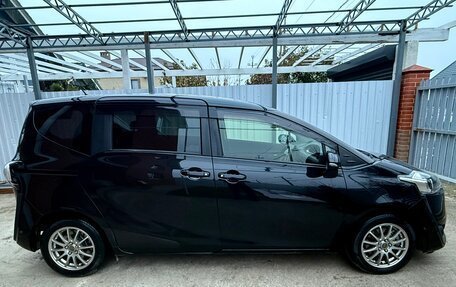 Toyota Sienta II, 2015 год, 1 450 000 рублей, 3 фотография