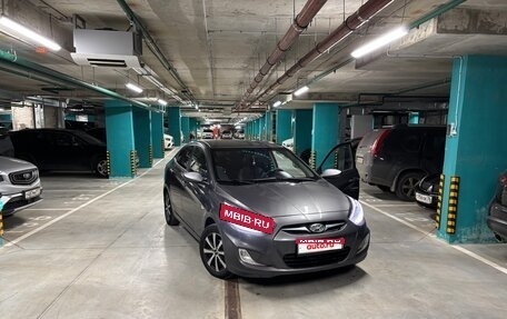 Hyundai Solaris II рестайлинг, 2014 год, 850 000 рублей, 1 фотография