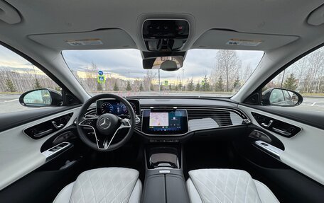 Mercedes-Benz E-Класс, 2024 год, 8 900 000 рублей, 14 фотография