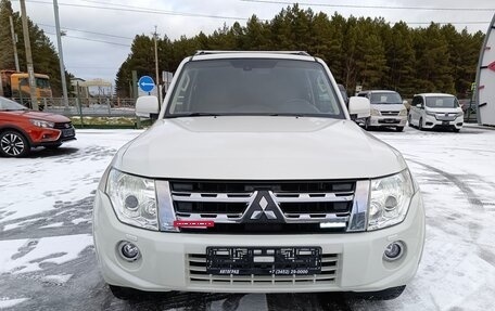 Mitsubishi Pajero IV, 2014 год, 2 249 995 рублей, 2 фотография