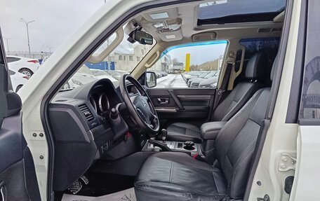 Mitsubishi Pajero IV, 2014 год, 2 249 995 рублей, 9 фотография