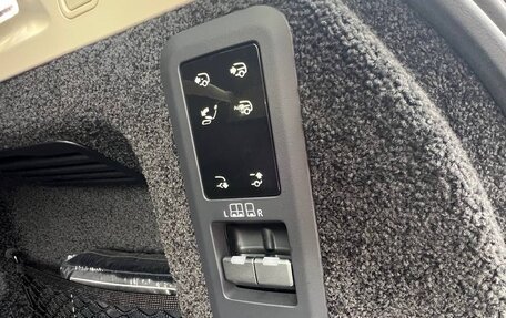 Land Rover Range Rover IV рестайлинг, 2025 год, 23 500 000 рублей, 23 фотография