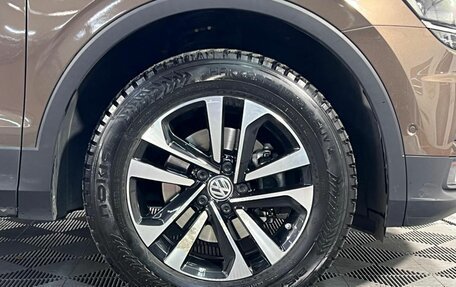 Volkswagen Tiguan II, 2019 год, 2 730 000 рублей, 5 фотография