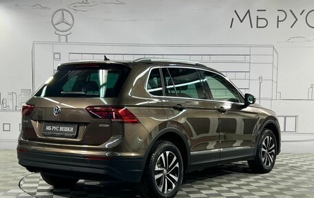 Volkswagen Tiguan II, 2019 год, 2 730 000 рублей, 6 фотография