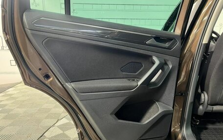 Volkswagen Tiguan II, 2019 год, 2 730 000 рублей, 12 фотография