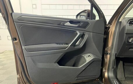 Volkswagen Tiguan II, 2019 год, 2 730 000 рублей, 11 фотография