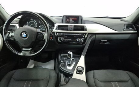 BMW 3 серия, 2015 год, 1 850 000 рублей, 11 фотография