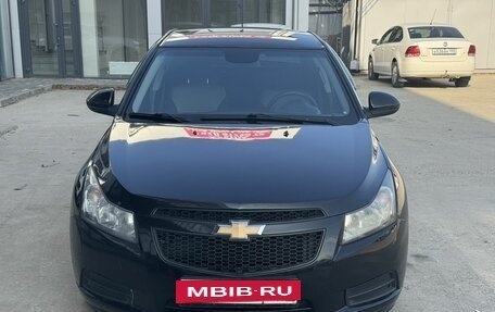 Chevrolet Cruze II, 2011 год, 1 108 500 рублей, 2 фотография