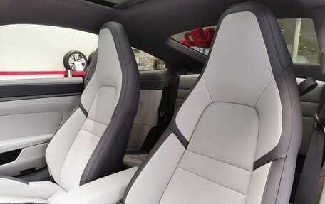 Porsche 911, 2025 год, 23 730 000 рублей, 14 фотография