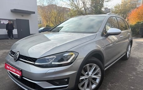 Volkswagen Golf VII, 2020 год, 2 450 000 рублей, 2 фотография