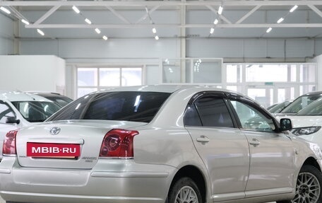 Toyota Avensis III рестайлинг, 2003 год, 569 000 рублей, 7 фотография