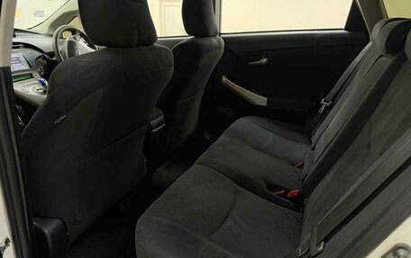 Toyota Prius, 2013 год, 1 083 000 рублей, 20 фотография