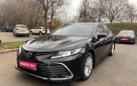 Toyota Camry, 2023 год, 3 500 000 рублей, 1 фотография