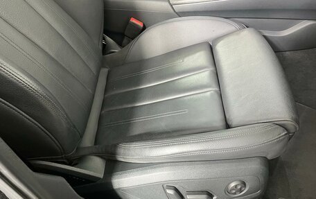 Audi A4, 2019 год, 3 485 000 рублей, 22 фотография