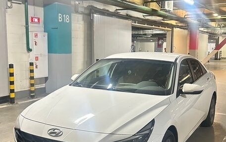 Hyundai Elantra, 2021 год, 2 380 000 рублей, 1 фотография