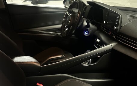 Hyundai Elantra, 2021 год, 2 380 000 рублей, 5 фотография