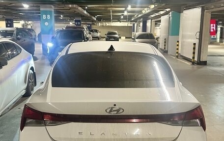 Hyundai Elantra, 2021 год, 2 380 000 рублей, 6 фотография