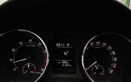 Skoda Yeti I рестайлинг, 2013 год, 1 099 111 рублей, 12 фотография