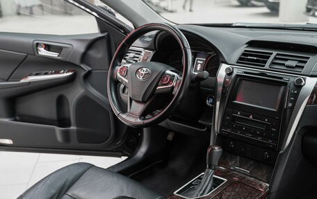 Toyota Camry, 2016 год, 1 649 000 рублей, 13 фотография