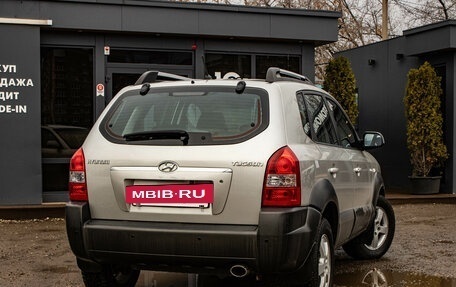 Hyundai Tucson III, 2008 год, 999 000 рублей, 3 фотография