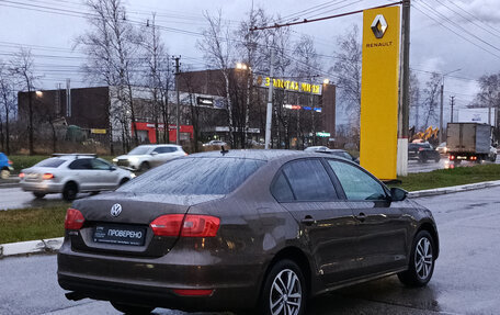 Volkswagen Jetta VI, 2012 год, 990 000 рублей, 5 фотография