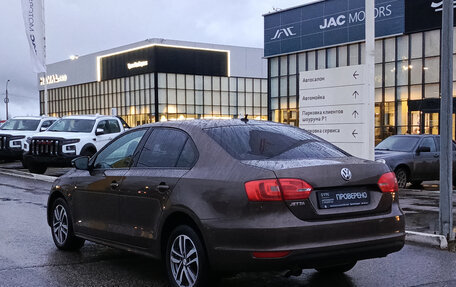 Volkswagen Jetta VI, 2012 год, 990 000 рублей, 7 фотография