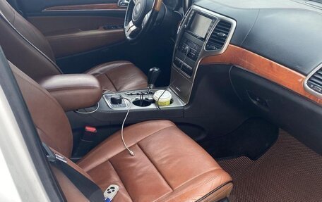 Jeep Grand Cherokee, 2012 год, 2 200 000 рублей, 2 фотография