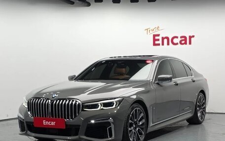 BMW 7 серия, 2022 год, 6 320 000 рублей, 1 фотография
