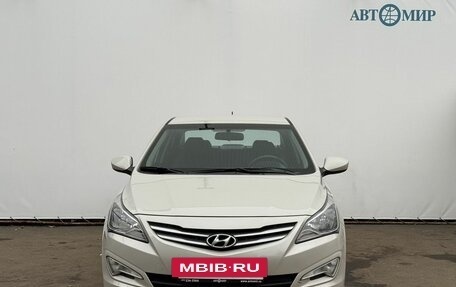 Hyundai Solaris II рестайлинг, 2015 год, 990 000 рублей, 2 фотография