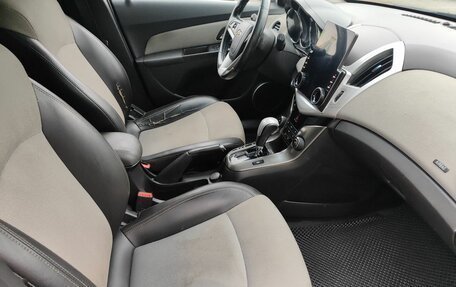 Chevrolet Cruze II, 2014 год, 882 000 рублей, 9 фотография