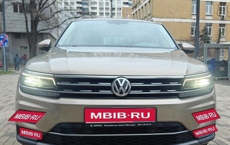 Volkswagen Tiguan II, 2017 год, 2 950 000 рублей, 1 фотография