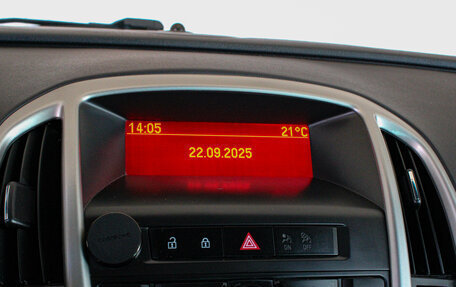 Opel Astra J, 2013 год, 779 000 рублей, 16 фотография