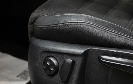 Volkswagen Passat CC I рестайлинг, 2012 год, 1 349 000 рублей, 24 фотография