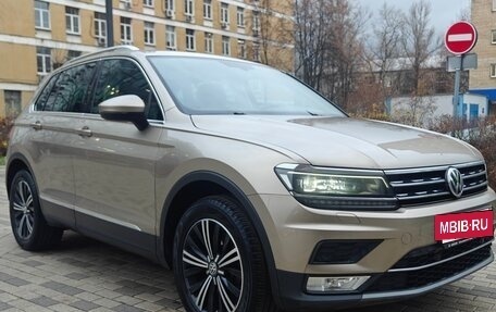 Volkswagen Tiguan II, 2017 год, 2 950 000 рублей, 2 фотография