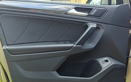 Volkswagen Tiguan II, 2017 год, 2 950 000 рублей, 27 фотография