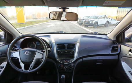 Hyundai Solaris II рестайлинг, 2012 год, 567 000 рублей, 18 фотография