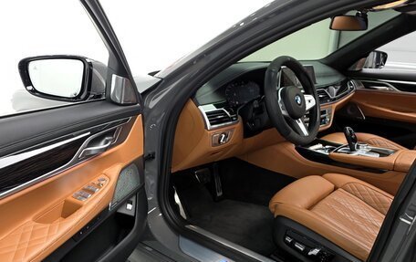 BMW 7 серия, 2022 год, 6 320 000 рублей, 13 фотография