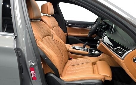 BMW 7 серия, 2022 год, 6 320 000 рублей, 12 фотография