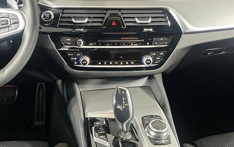 BMW 5 серия, 2018 год, 2 899 000 рублей, 24 фотография