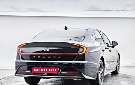 Hyundai Sonata VIII, 2021 год, 1 950 000 рублей, 3 фотография